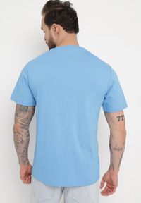 Born2be - Jasnoniebieska Casual Koszulka T-shirt z Bawełny Ikesse. Okazja: na co dzień. Kolor: niebieski. Materiał: bawełna. Styl: casual #6