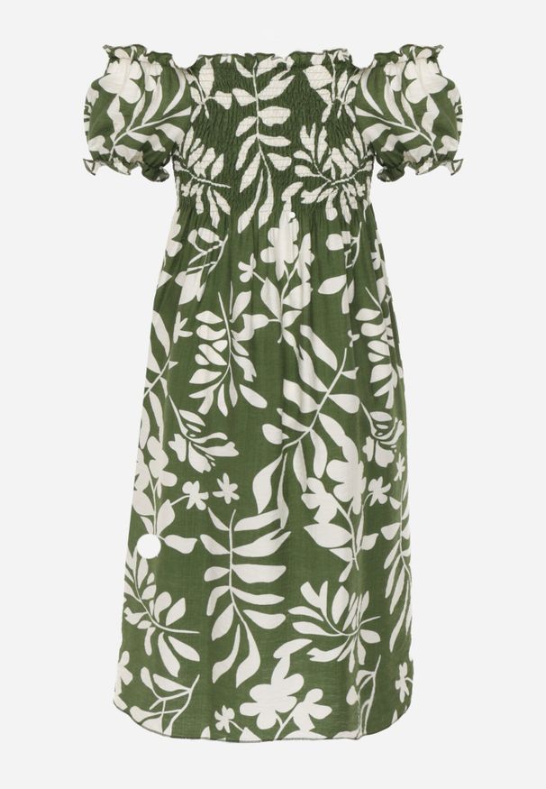 Born2be - Zielona Wiskozowa Sukienka Hiszpanka w Kwiatowy Wzór Berinira. Okazja: na co dzień. Typ kołnierza: dekolt hiszpanka. Kolor: zielony. Materiał: wiskoza. Wzór: kwiaty. Sezon: lato. Typ sukienki: z odkrytymi ramionami, proste. Styl: casual, elegancki