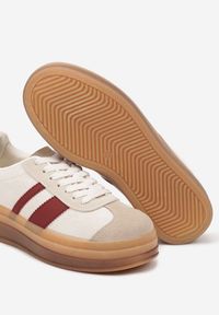 Born2be - Beżowo-Bordowe Płaskie Sneakersy Ozdobione Paskami Norili. Okazja: na co dzień. Zapięcie: pasek. Kolor: beżowy. Materiał: jeans. Wzór: aplikacja #4