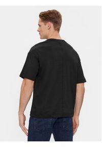 Calvin Klein T-Shirt Festive Logo K10K112202 Czarny Regular Fit. Kolor: czarny. Materiał: bawełna #5