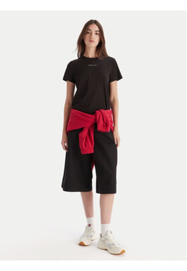 Tommy Jeans T-Shirt Linear DW0DW21964 Czarny Regular Fit. Kolor: czarny. Materiał: bawełna