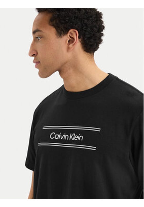 Calvin Klein T-Shirt SS 20s EU LV04LG813G Czarny Regular Fit. Kolor: czarny. Materiał: bawełna