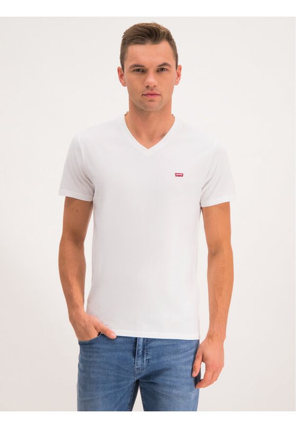 Levi's® T-Shirt 85641-0000 Biały Regular Fit. Kolor: biały. Materiał: bawełna