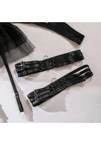 Intica - Komplet bielizny z tiulowym pasem i koronkowymi akcentami na wieczór Kaho. Kolor: fioletowy. Materiał: tiul, koronka. Wzór: paski #7