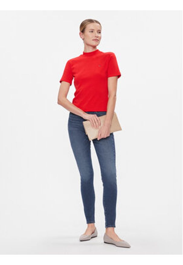 TOMMY HILFIGER - Tommy Hilfiger T-Shirt New Cody Slim Crop Mock-Nk WW0WW40586 Czerwony Slim Fit. Kolor: czerwony. Materiał: bawełna