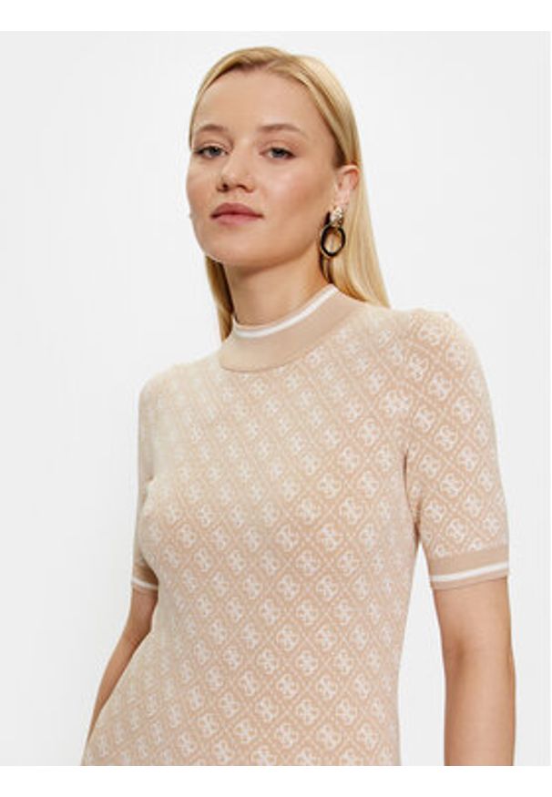 Guess Sukienka dzianinowa W3YK39 Z37K0 Beżowy Slim Fit. Kolor: beżowy. Materiał: wiskoza