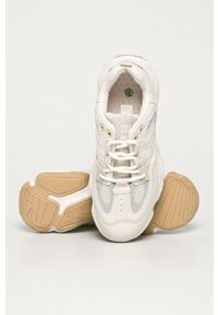 Truffle Collection - Buty. Nosek buta: okrągły. Zapięcie: sznurówki. Kolor: beżowy. Materiał: guma. Obcas: na platformie #3