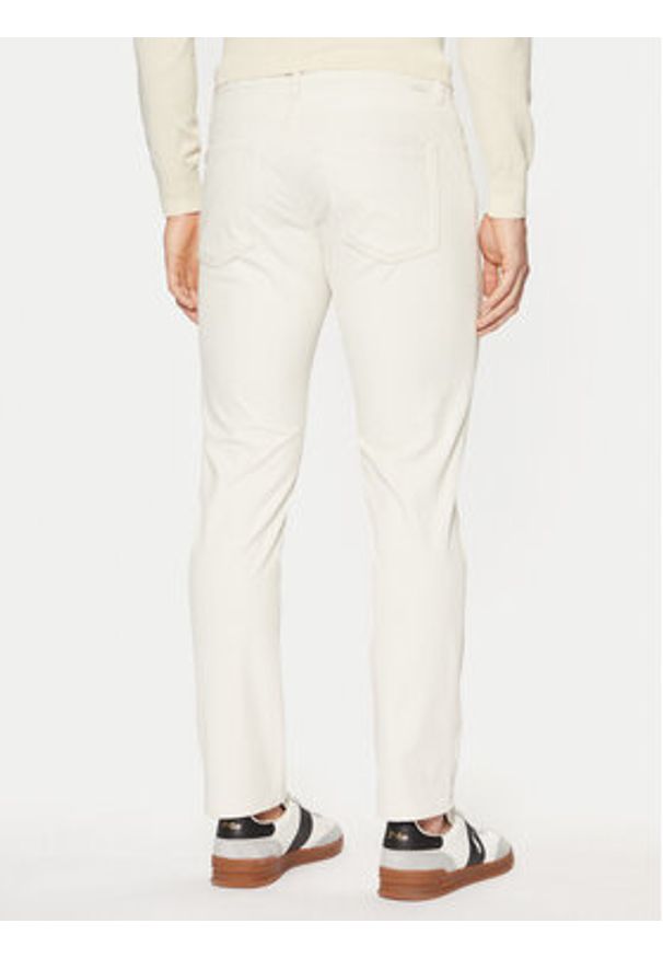 BOSS Spodnie materiałowe P-Delaware5 50527494 Écru Slim Fit. Materiał: syntetyk