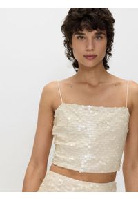 Reserved - Cekinowy top na ramiączka - złamana biel. Materiał: dzianina. Długość rękawa: na ramiączkach #1