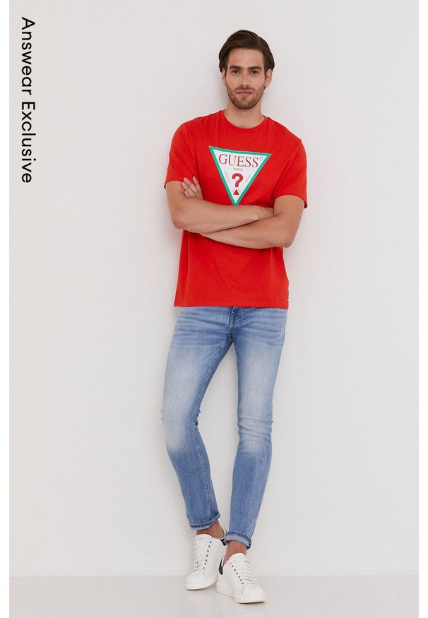 Guess - T-shirt z kolekcji urodzinowej. Okazja: na urodziny. Kolor: pomarańczowy. Wzór: nadruk. Styl: casual