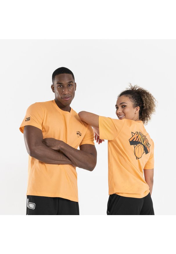 TARMAK - Koszulka do gry w koszykówkę unisex Tarmak NBA Knicks TS 900. Kolor: wielokolorowy, pomarańczowy. Materiał: materiał, bawełna, poliester. Sport: koszykówka