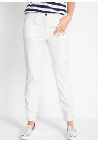 bonprix - Dżinsy z prostą nogawką, mid waist, ze stretchem. Kolor: biały #1