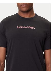 Calvin Klein Jeans T-Shirt Glitched Logo LV04RC858G Czarny Regular Fit. Kolor: czarny. Materiał: bawełna #3