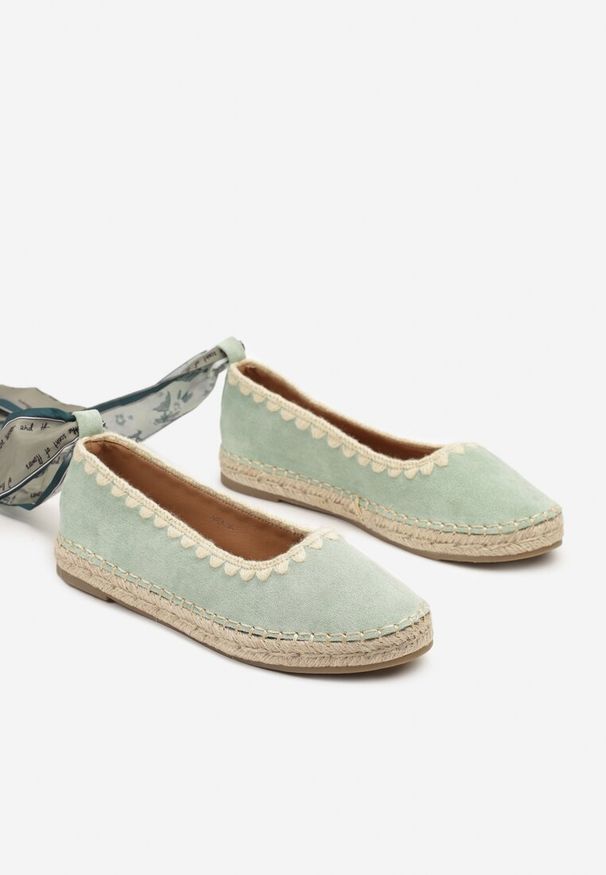 Born2be - Jasnozielone Espadryle z Plecioną Podeszwą i Wiązaniem Wokół Kostki Cyntavia. Okazja: na co dzień, na spacer. Kolor: zielony. Sezon: lato. Styl: casual, elegancki, wakacyjny
