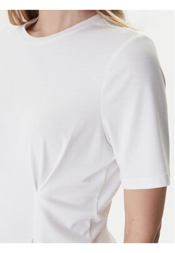 only - ONLY Top Elena 15368451 Biały Slim Fit. Kolor: biały. Materiał: syntetyk