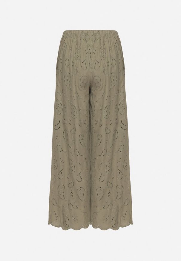 Born2be - Zielone Szerokie Spodnie z Bawełny z Wysokim Stanem Ozdobione Haftem Mileneia. Okazja: na co dzień. Stan: podwyższony. Kolor: zielony. Materiał: bawełna. Wzór: haft, aplikacja. Styl: casual, klasyczny