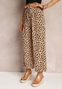 Renee - Ciemnobeżowe Spodnie Ianthestra. Stan: podwyższony. Kolor: beżowy. Materiał: materiał, tkanina. Styl: elegancki