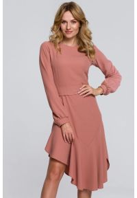 Sukienki.shop - Asymetryczna sukienka z falbaną w stylu flamenco. Typ sukienki: asymetryczne #3