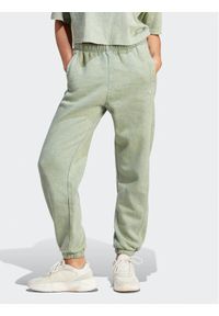 Adidas - adidas Spodnie dresowe ALL SZN Fleece Washed IL3272 Zielony Loose Fit. Kolor: zielony. Materiał: bawełna, dresówka #1