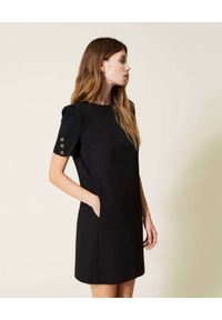 TwinSet - TWINSET - Czarna mini sukienka z ćwiekami. Okazja: na co dzień. Kolor: czarny. Wzór: aplikacja. Typ sukienki: proste. Styl: klasyczny, casual. Długość: mini #6