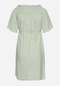 Born2be - Zielona Sukienka z Wiskozą Bawełną Hiszpańskim Dekoltem i Sznurkiem Lilarenne. Okazja: na co dzień. Kolor: zielony. Materiał: wiskoza, bawełna. Sezon: lato. Styl: elegancki, casual #2