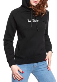 Lee - BLUZA LEE DAMSKA HOODIE BLACK L53WTX01. Okazja: na uczelnię, na co dzień. Typ kołnierza: kaptur. Materiał: bawełna, jeans, denim, materiał. Wzór: nadruk. Sezon: lato. Styl: sportowy, casual #4