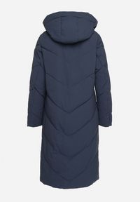 Born2be - Granatowa Kurtka Pikowana o Długim Fasonie z Nieodpinanym Kapturem i Kieszeniami Nerilani. Okazja: na co dzień, na spacer. Kolor: niebieski. Materiał: skóra. Długość: długie. Sezon: zima. Styl: casual, elegancki #4