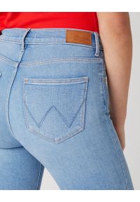 Wrangler - DAMSKIE SPODNIE JEANSOWE WRANGLER HIGH RISE SKINNY SOFT CLOUD W27H-ZI-29R