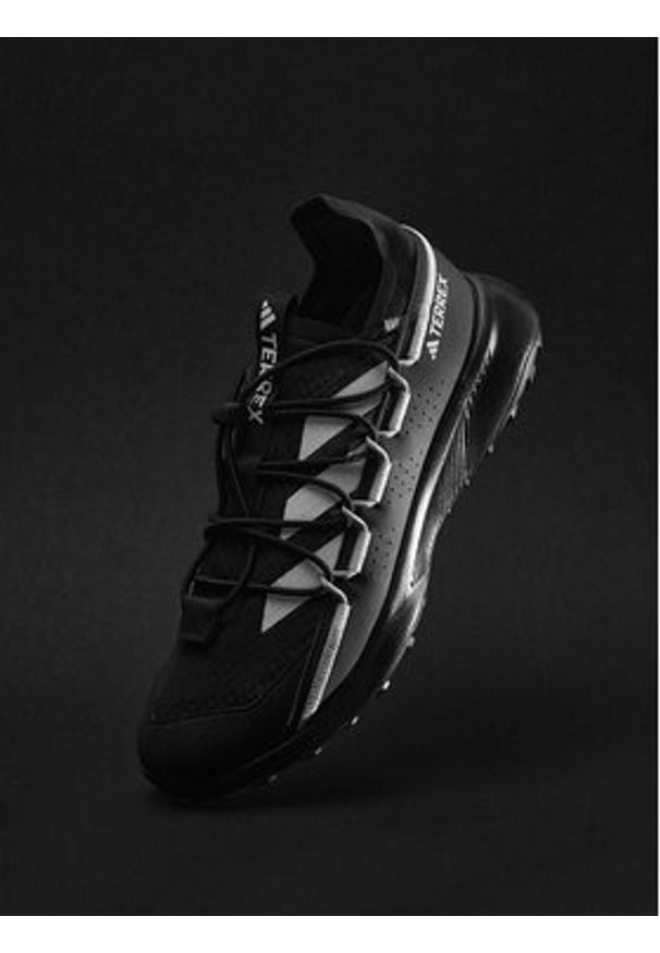 Adidas - adidas Trekkingi Terrex Voyager 21 Travel Shoes HP8612 Czarny. Kolor: czarny. Materiał: materiał. Model: Adidas Terrex. Sport: turystyka piesza