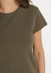 Born2be - Ciemnozielony Bawełniany Klasyczny T-shirt Lunolia. Okazja: na co dzień. Kolor: zielony. Materiał: bawełna. Wzór: gładki. Styl: klasyczny #7
