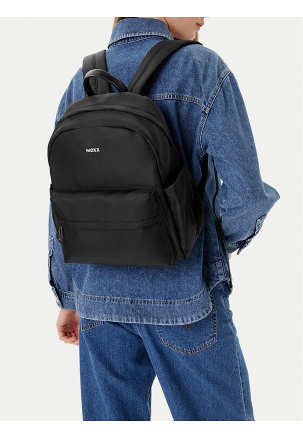 MEXX Plecak C-MEXX-L-006-08 Czarny. Kolor: czarny. Materiał: materiał