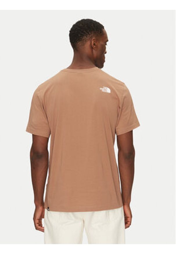 The North Face T-Shirt Easy NF0A8A6C Brązowy Regular Fit. Kolor: brązowy. Materiał: bawełna, syntetyk