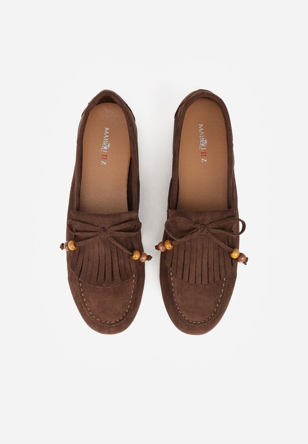 Renee - Brązowe Mokasyny z Koralikami Kokardą i Frędzlami Nahda. Okazja: na co dzień. Kolor: brązowy. Materiał: jeans. Styl: casual, street