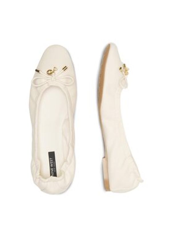 Nine West Baleriny WFA2617-1 Écru. Kolor: kremowy. Materiał: skóra