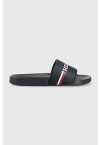 TOMMY HILFIGER - Tommy Hilfiger klapki CORPORATE FLAG POOL męskie kolor granatowy FM0FM04613. Kolor: niebieski. Materiał: tworzywo sztuczne