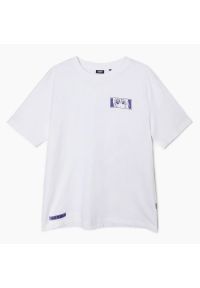 Cropp - Koszulka comfort z nadrukiem - Biały. Kolor: biały. Wzór: nadruk