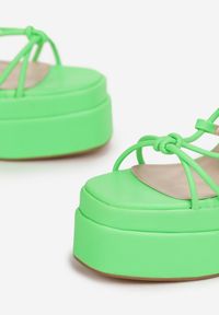Renee - Zielone Wiązane Sandały na Stożkowym Słupku i Platformie Lavendari. Kolor: zielony. Wzór: jednolity. Obcas: na platformie #4