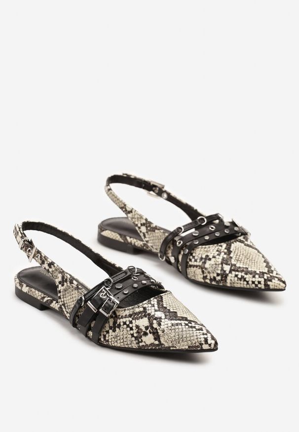 Renee - Czarno-Beżowe Wężowe Sandały Slingback ze Szpiczastym Noskiem Zdobione Paskami z Klamerkami Voseira. Okazja: na spotkanie biznesowe. Nosek buta: szpiczasty. Zapięcie: pasek. Kolor: czarny. Materiał: jeans. Wzór: aplikacja. Styl: elegancki, biznesowy