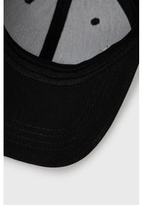 Trussardi Jeans - Trussardi czapka bawełniana kolor czarny gładka. Kolor: czarny. Materiał: bawełna. Wzór: gładki