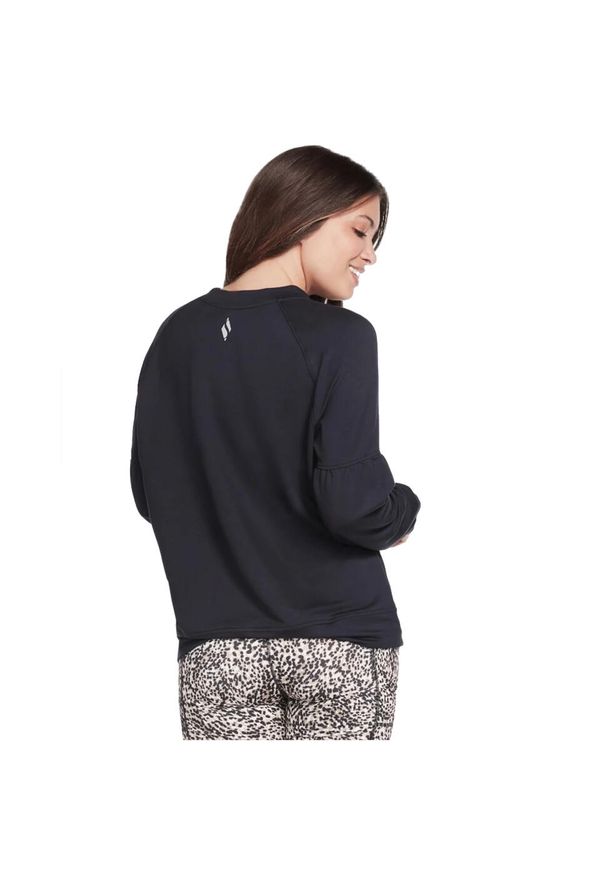 skechers - Longsleeve sportowy damski Skechluxe Restful Crew. Kolor: czarny. Materiał: elastan, poliester, wiskoza. Długość rękawa: długi rękaw. Styl: sportowy