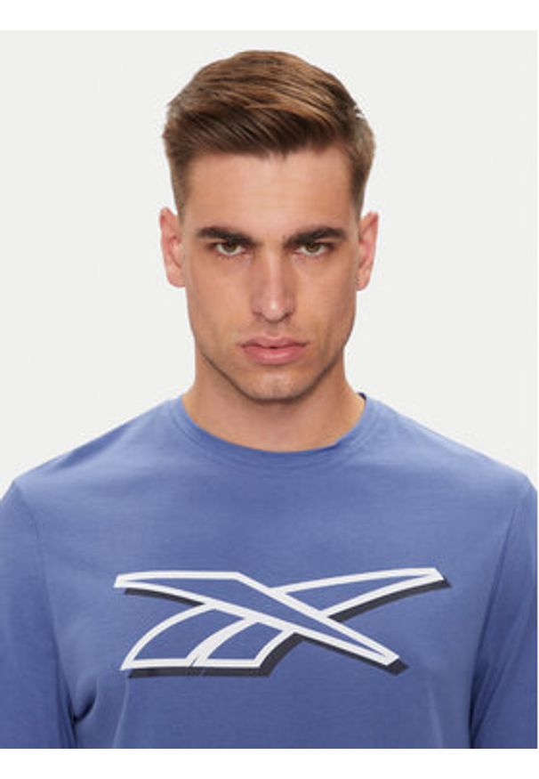 Reebok T-Shirt Vector Pack Ri Logo Tee 100202408 Fioletowy Regular Fit. Kolor: fioletowy. Materiał: bawełna
