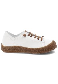 Półbuty damskie Ravini, cholewka ze skóry naturalnej licowej wiązany fason z zabudowanym przodem, białe, 1301. Kolor: biały. Materiał: skóra. Szerokość cholewki: normalna #2