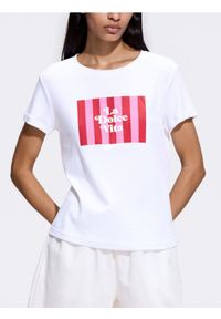 Reserved - Bawełniany t-shirt z nadrukiem - biały. Kolor: biały. Materiał: bawełna. Wzór: nadruk