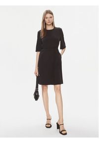 Calvin Klein Sukienka codzienna K20K206375 Czarny Regular Fit. Okazja: na co dzień. Kolor: czarny. Materiał: syntetyk. Typ sukienki: proste. Styl: casual #4