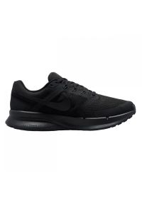 Buty Nike Run Swift 3 DR2695-003 czarne. Kolor: czarny. Materiał: materiał, syntetyk. Szerokość cholewki: normalna. Sport: bieganie
