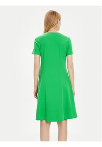 Joseph Ribkoff Sukienka codzienna 242031 Zielony Regular Fit. Okazja: na co dzień. Kolor: zielony. Materiał: syntetyk. Typ sukienki: proste. Styl: casual #5