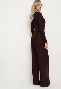 Born2be - Bordowy Kombinezon z Wiskozą Kopertowym Dekoltem i Materiałowym Paskiem Miathalise. Okazja: na spotkanie biznesowe. Kolor: czerwony. Materiał: materiał, wiskoza. Długość: długie. Styl: biznesowy #6