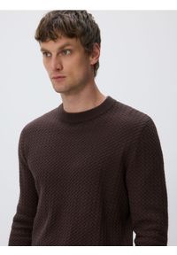 Reserved - Strukturalny sweter z bawełny - ciemnobrązowy. Kolor: brązowy. Materiał: bawełna #1
