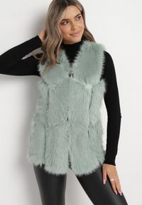 Born2be - Miętowa Kamizelka Futrzana z Wstawkami z Ekoskóry Batliewa. Kolor: miętowy. Materiał: futro. Wzór: aplikacja #5
