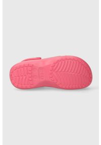 Crocs klapki Classic Platform Clog damskie kolor różowy na platformie 206750. Nosek buta: okrągły. Kolor: różowy. Materiał: materiał. Wzór: gładki. Obcas: na platformie #4